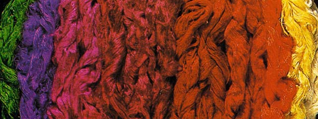 Naturally dyed color threads